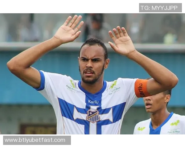 韦斯利因伤退出巴西队保罗亨里克紧急递补入选