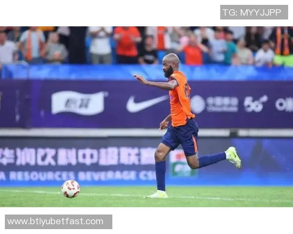 文宣民近距离单刀突袭被薛庆浩神勇扑出引发热议太下饭了 文宣民近距离单刀突袭被薛庆浩神勇扑出引发热议太下饭了