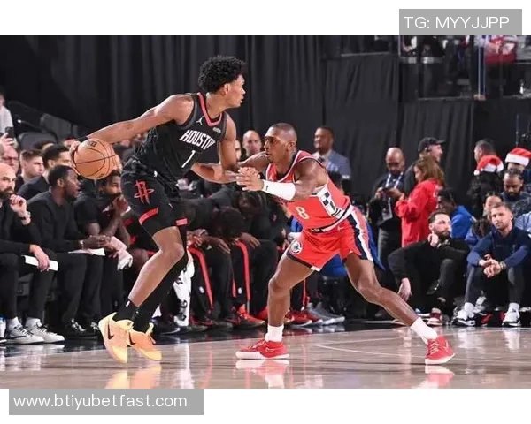 小卡本季表现亮眼场均275分三分出手占比创生涯新高 小卡本季表现亮眼场均275分三分出手占比创生涯新高