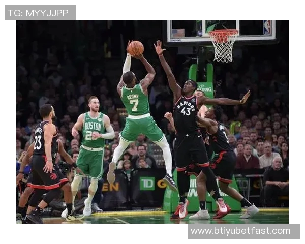 太阳本赛季开局表现略逊于上赛季前13场战绩对比引人关注 太阳本赛季开局表现略逊于上赛季前13场战绩对比引人关注