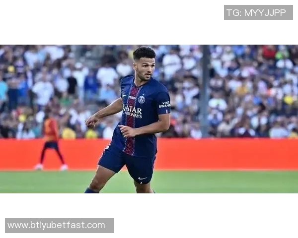 贡萨洛拉莫斯批评巴黎FC消极比赛裁判未予制止