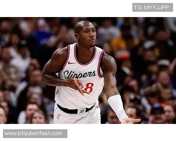 邓恩期待新赛季表现更佳感叹至今未入选最佳防守阵容