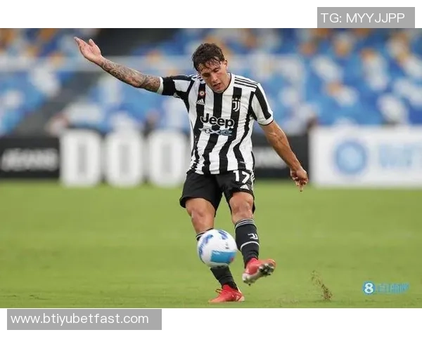 斯基拉透露科斯蒂奇愿与尤文续约两年或接受一加一年方案